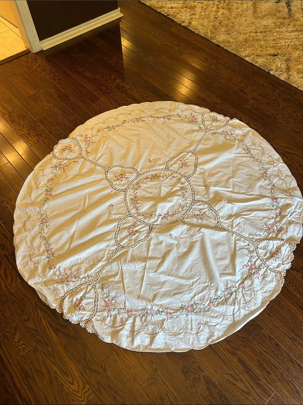 Vintage Cream Round Tablecloth with Pink Floral Embroidery. 60 inches